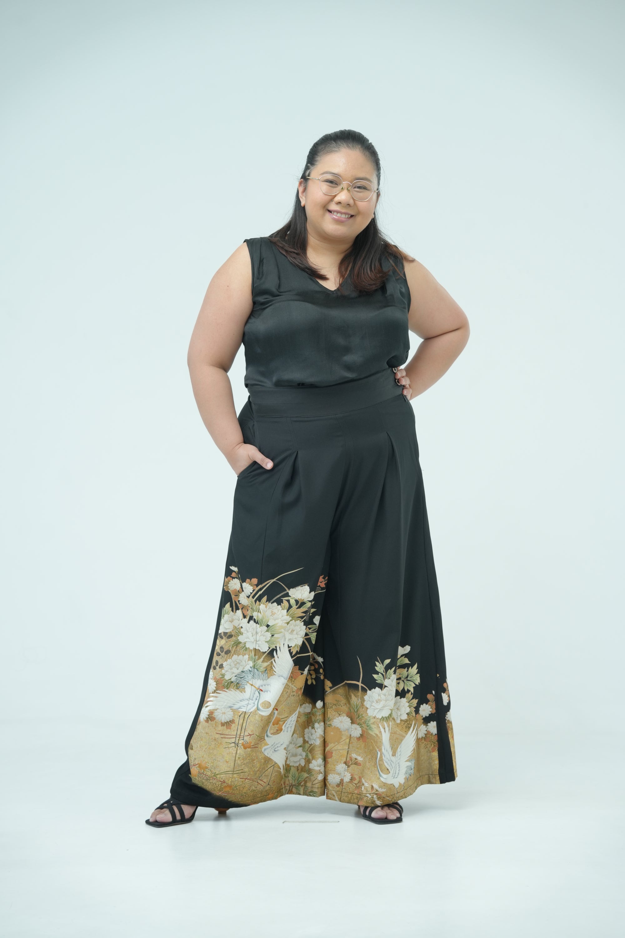 Palazzo Pants (Pre-order): Super flowy design!