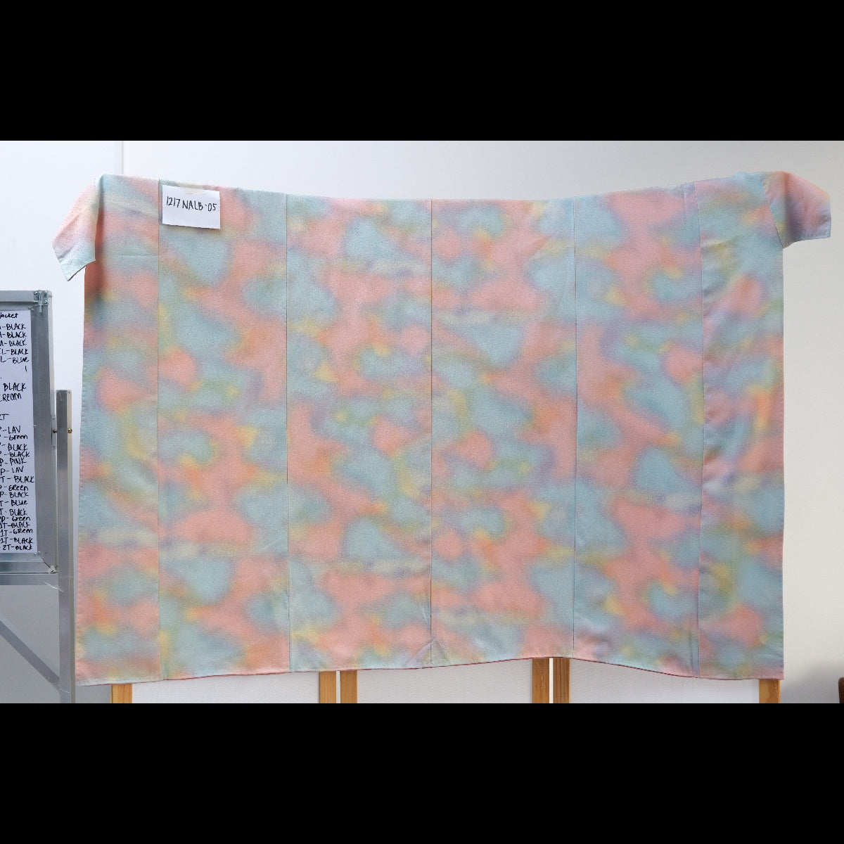 NALB - No Art Left Behind Fabric: 1217NALB-05 Orange bluish